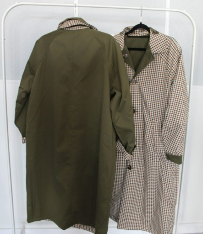 Trench reversible